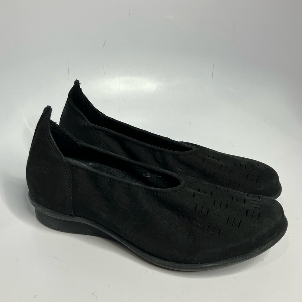 Loints of Holland black flats‎ perforated leather size 38